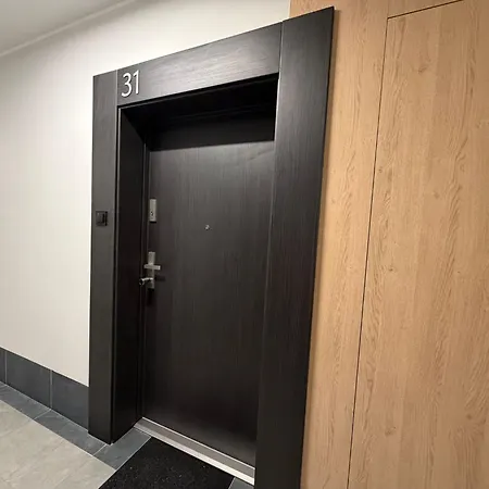 Skyport Ii By Jumpinhere Apartman Gdańsk